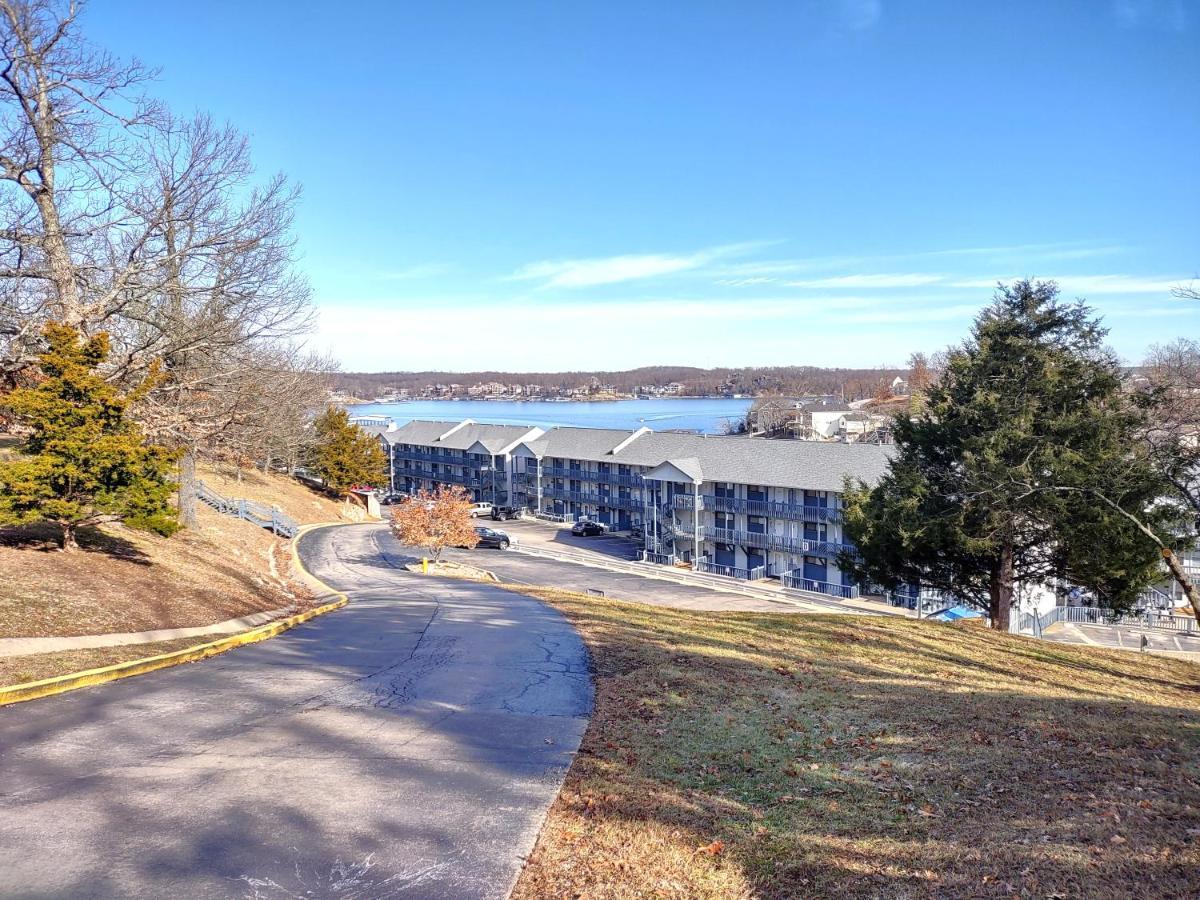 B Lakefront! Remodeled, Boat Slip, Patio Views, Pool, Boat Ramp, Wifi Osage Beach Exteriör bild