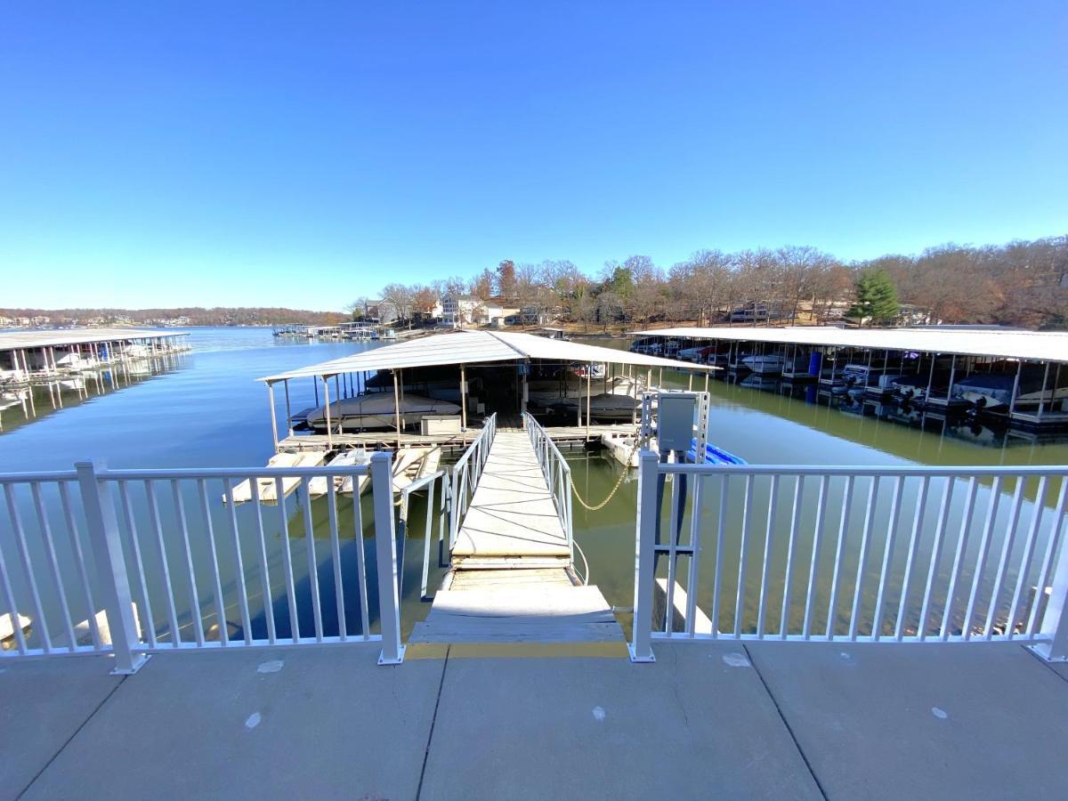 B Lakefront! Remodeled, Boat Slip, Patio Views, Pool, Boat Ramp, Wifi Osage Beach Exteriör bild