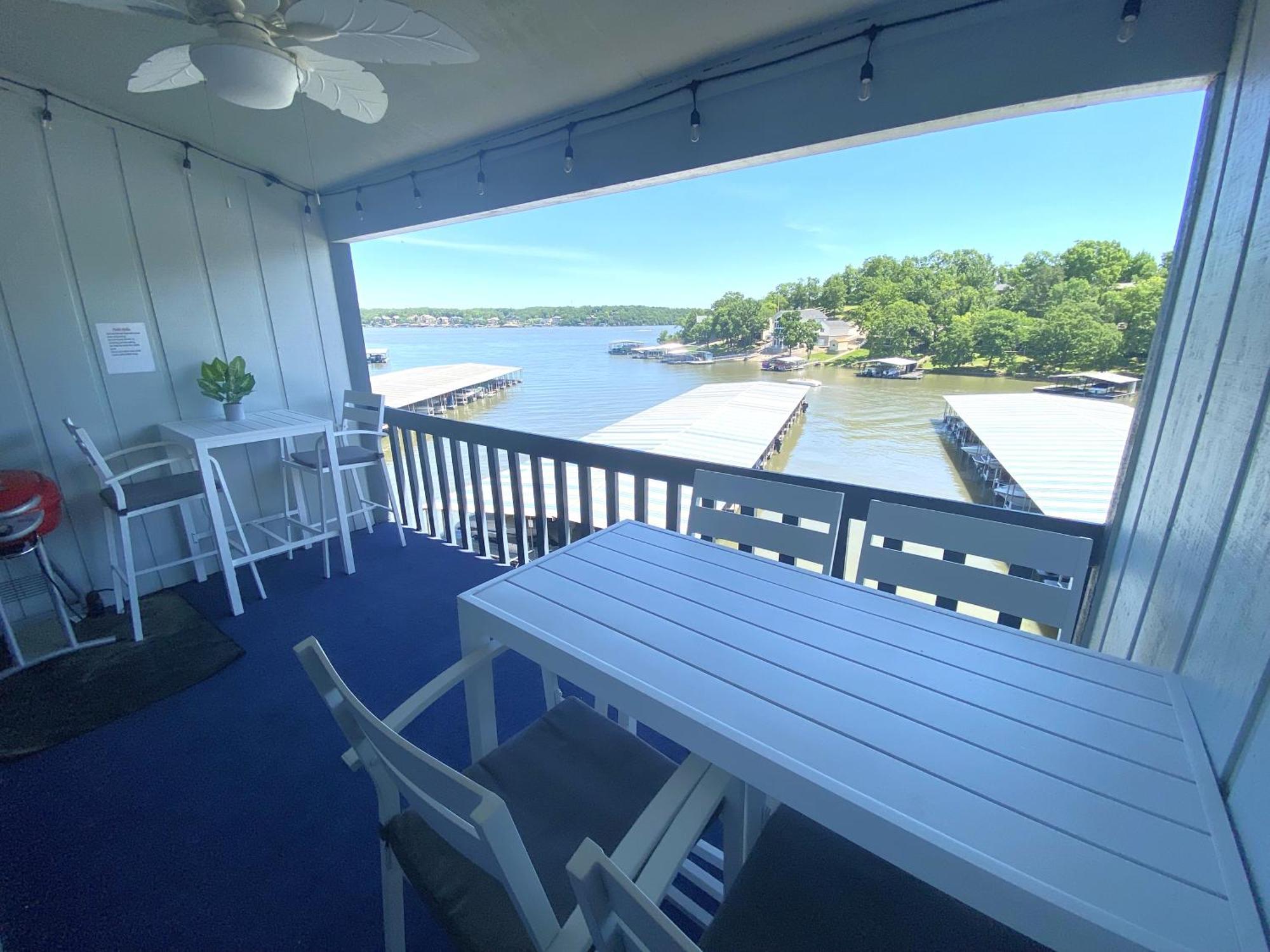 B Lakefront! Remodeled, Boat Slip, Patio Views, Pool, Boat Ramp, Wifi Osage Beach Exteriör bild