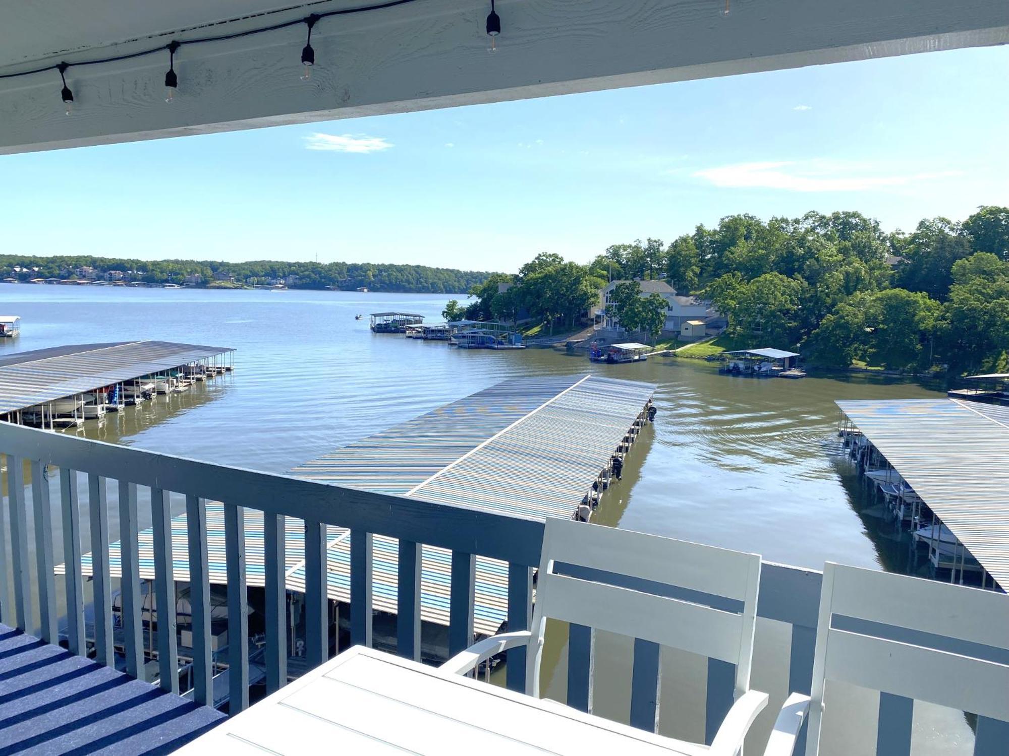 B Lakefront! Remodeled, Boat Slip, Patio Views, Pool, Boat Ramp, Wifi Osage Beach Exteriör bild
